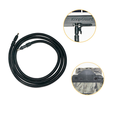Accesorios de caza Panel solar como energía complementaria Material resistente al fuego ABS25 con tornillo en hilo en ambos extremos del cable